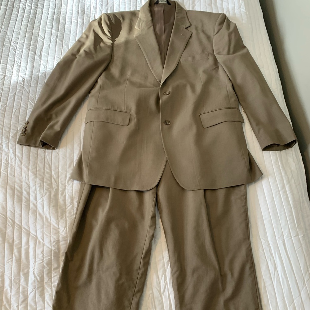 Men’s Jos. A Bank Suit, Tan